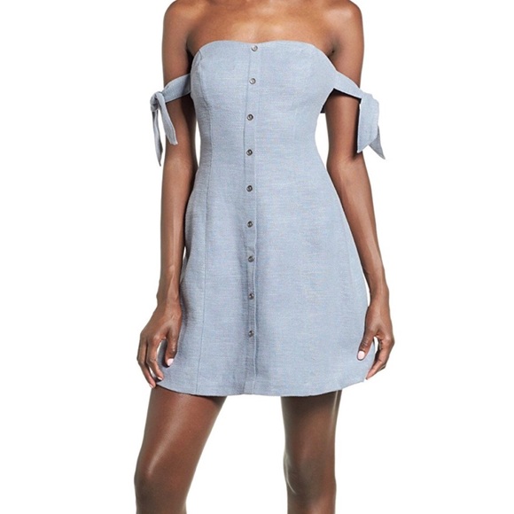 ASTR Araceli Dress in periwinkle - Picture 1 of 9